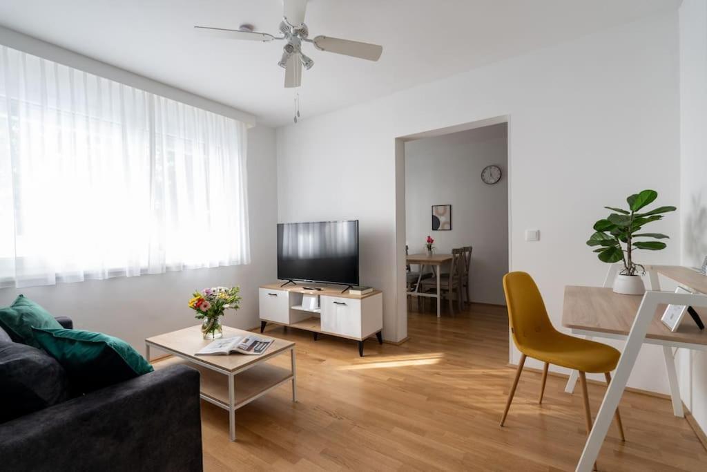 1Br Haven With Swift City Access By Hm فيينا المظهر الخارجي الصورة