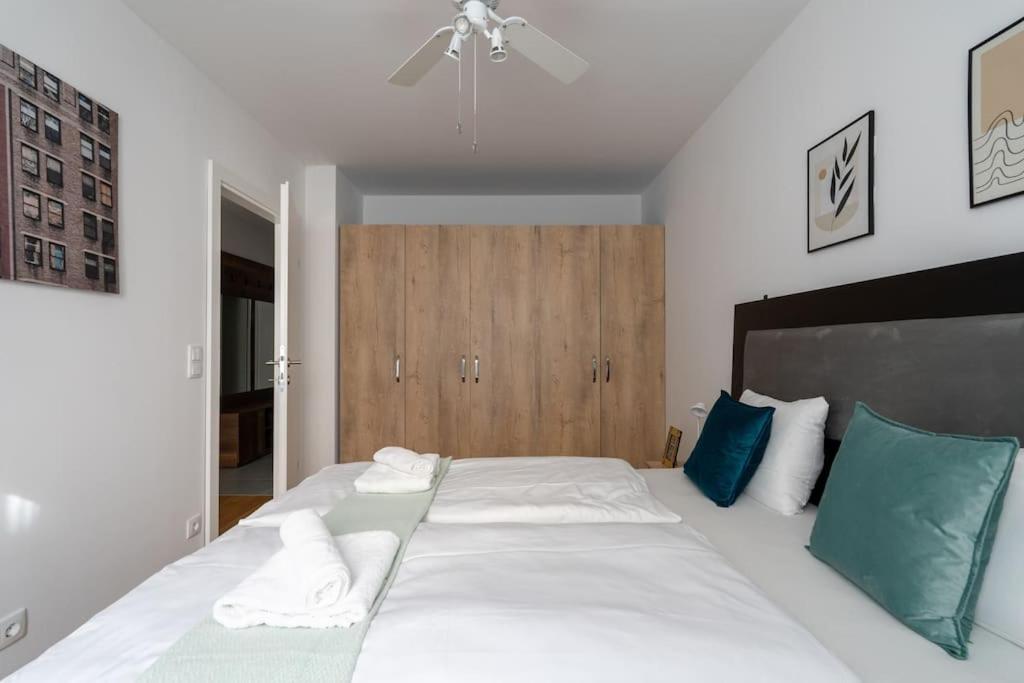 1Br Haven With Swift City Access By Hm فيينا المظهر الخارجي الصورة