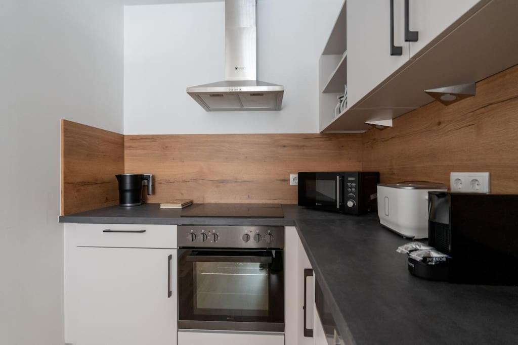 1Br Haven With Swift City Access By Hm فيينا المظهر الخارجي الصورة